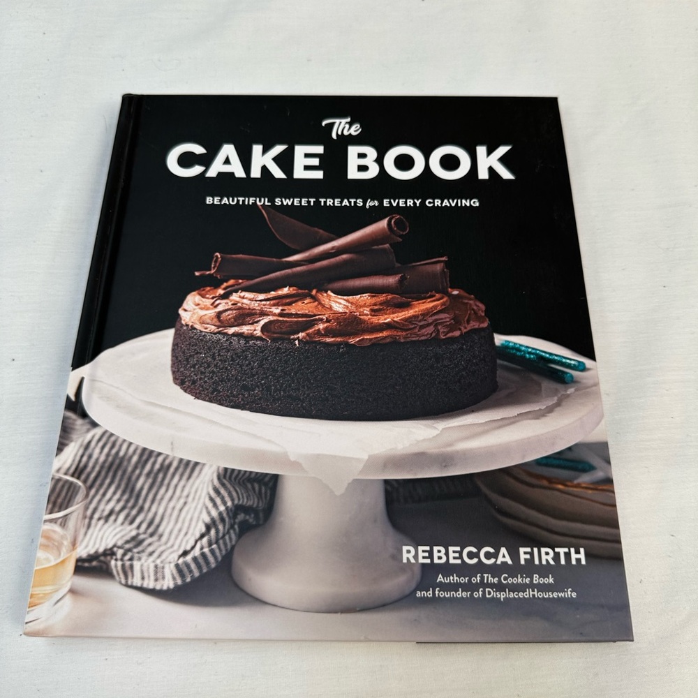 The Cake Book by Rebecca Firth - never used.